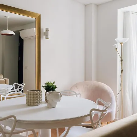 Apartament Stays Martim Moniz *